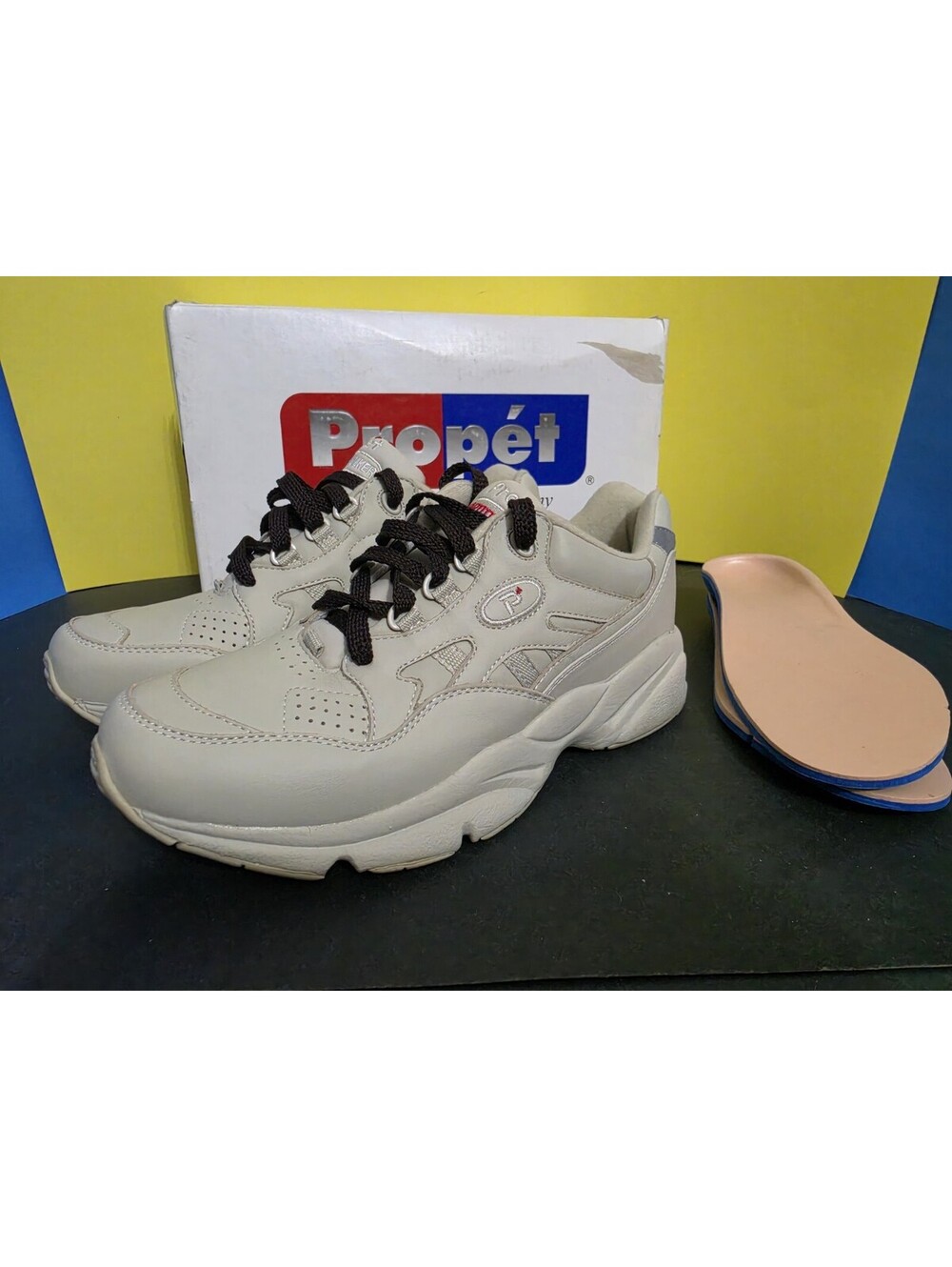 Propet Stability Walker  Walking  Womens White Sneakers Athletic Shoes Size 9 W
